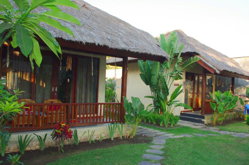 Jo Je Bungalows And Beach Bar Mangsit Extérieur photo